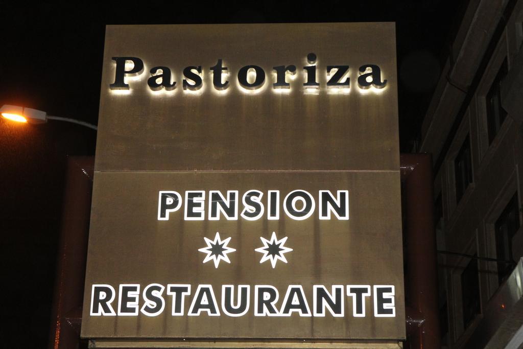 Pensión Pastoriza Hotel Vimianzo Exterior foto